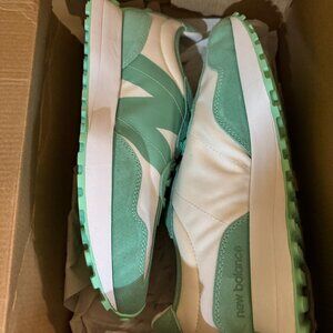 New Balance 327 Neo Mint Size 11 Men Asos Collab ms327a01 Brand New Damaged Box